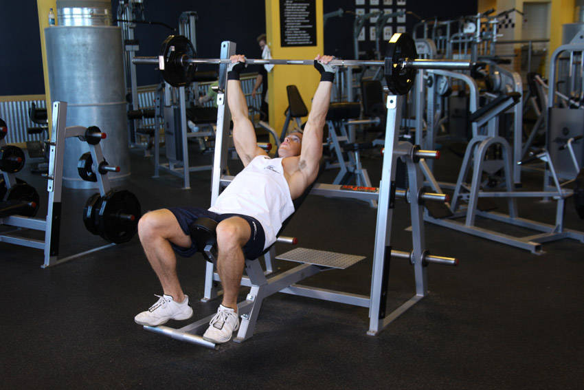 Barbell Incline Shoulder Raise