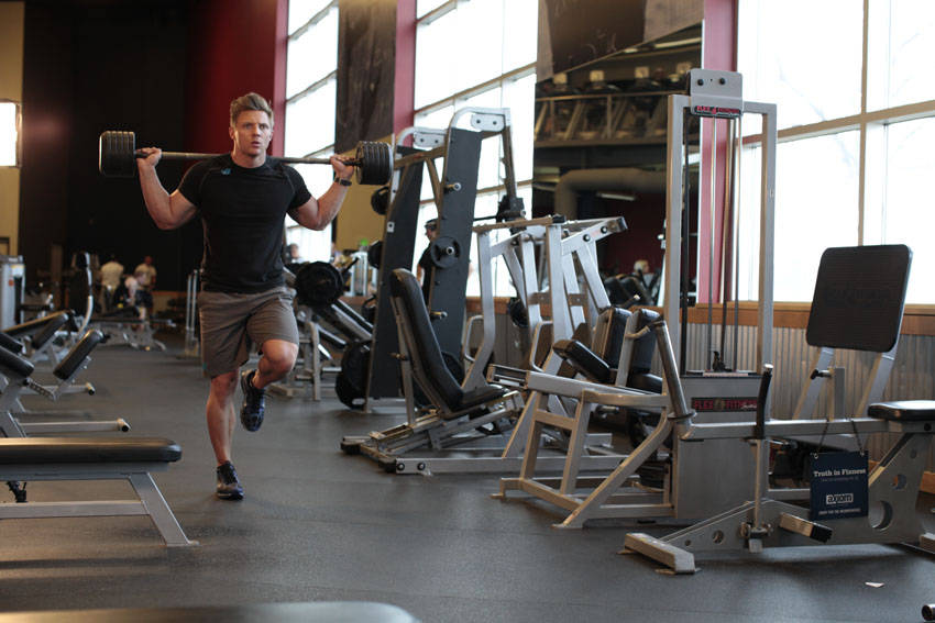 Barbell Walking Lunge