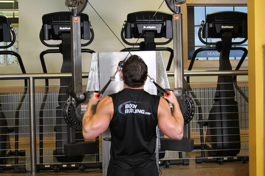 Full Range-Of-Motion Lat Pulldown