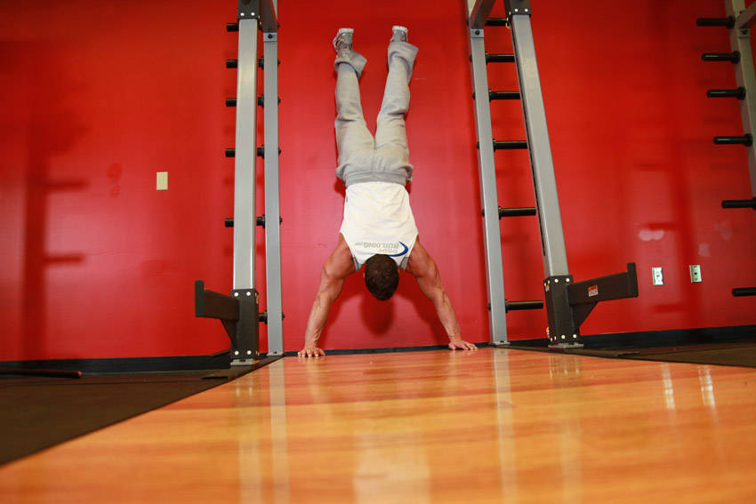 Handstand Push Up