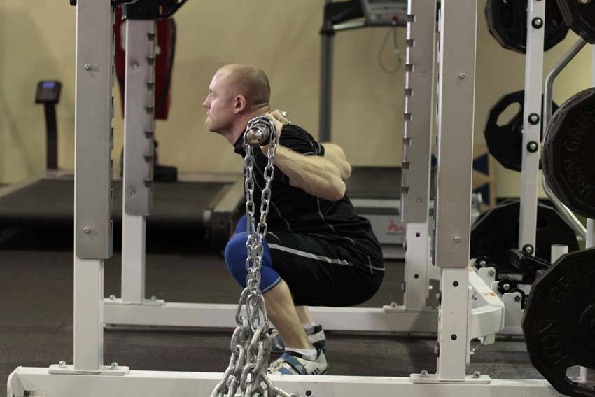 Squat with Chains